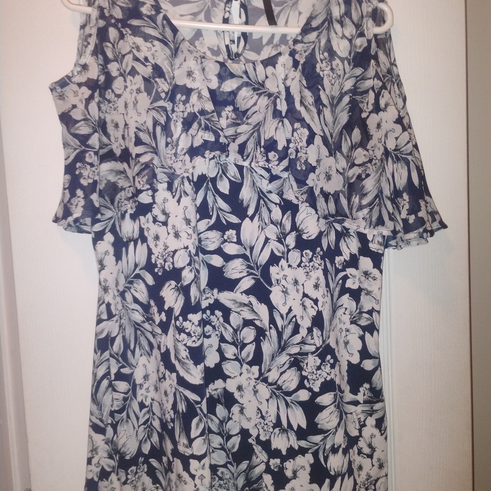 Floral Cold Shoulder Top